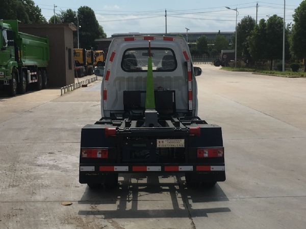 CSC5032ZXX6SC型車廂可卸式垃圾車