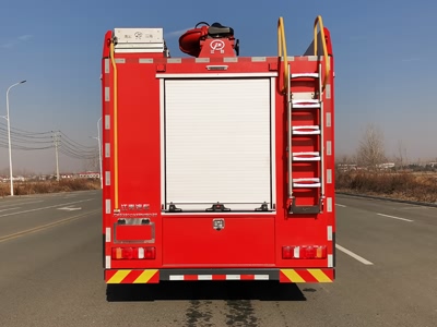 JDF5380GXFPM180/Z6型泡沫消防車